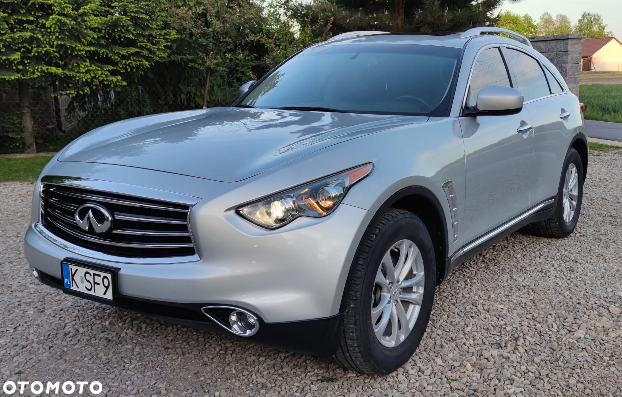 Infiniti QX70 3.7 GT - 7