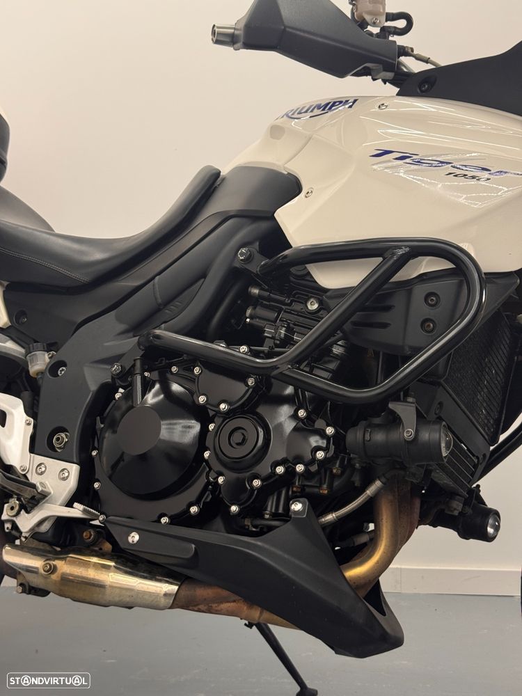 Triumph Tiger 1050 - 13
