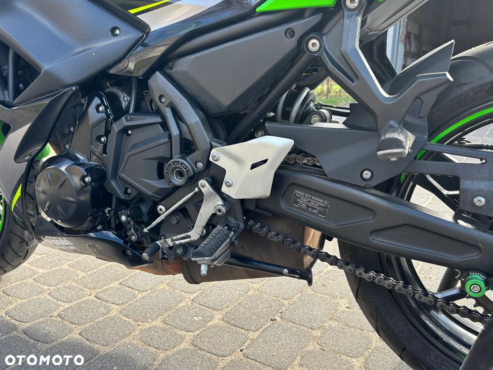 Kawasaki Ninja - 7