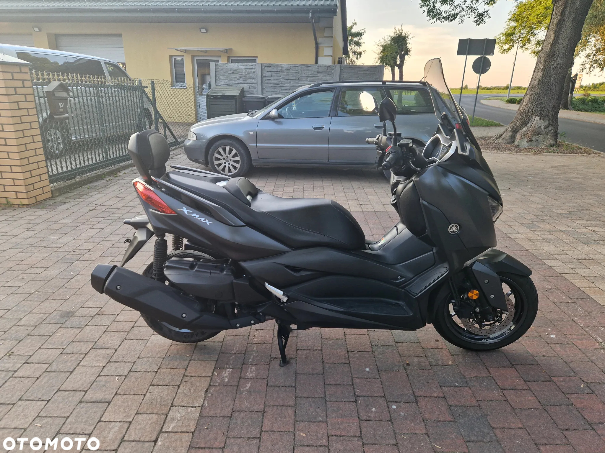 Yamaha X-max - 6
