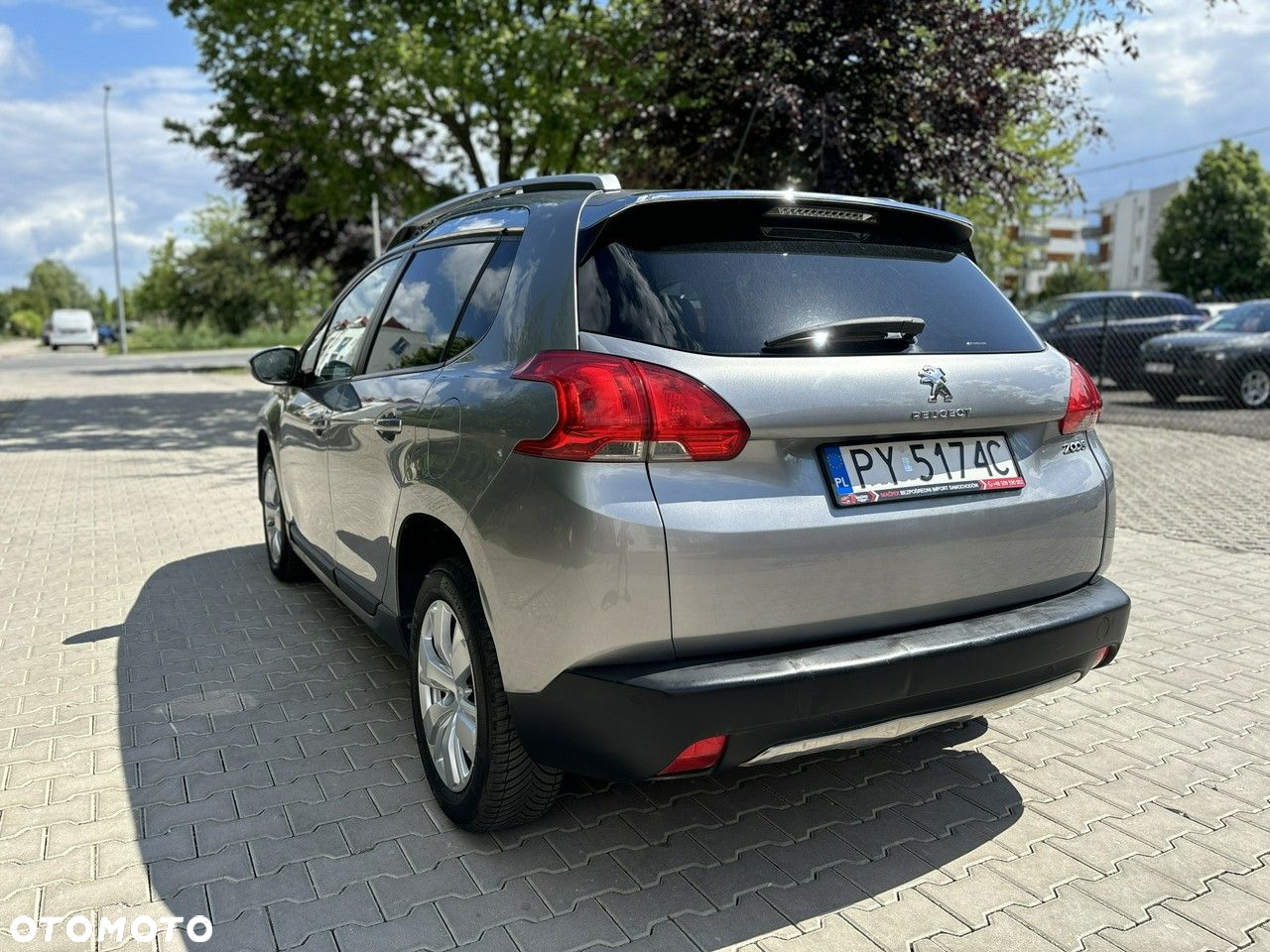Peugeot 2008 - 4