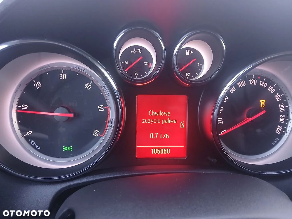 Opel Astra 1.7 CDTI DPF Cosmo - 27