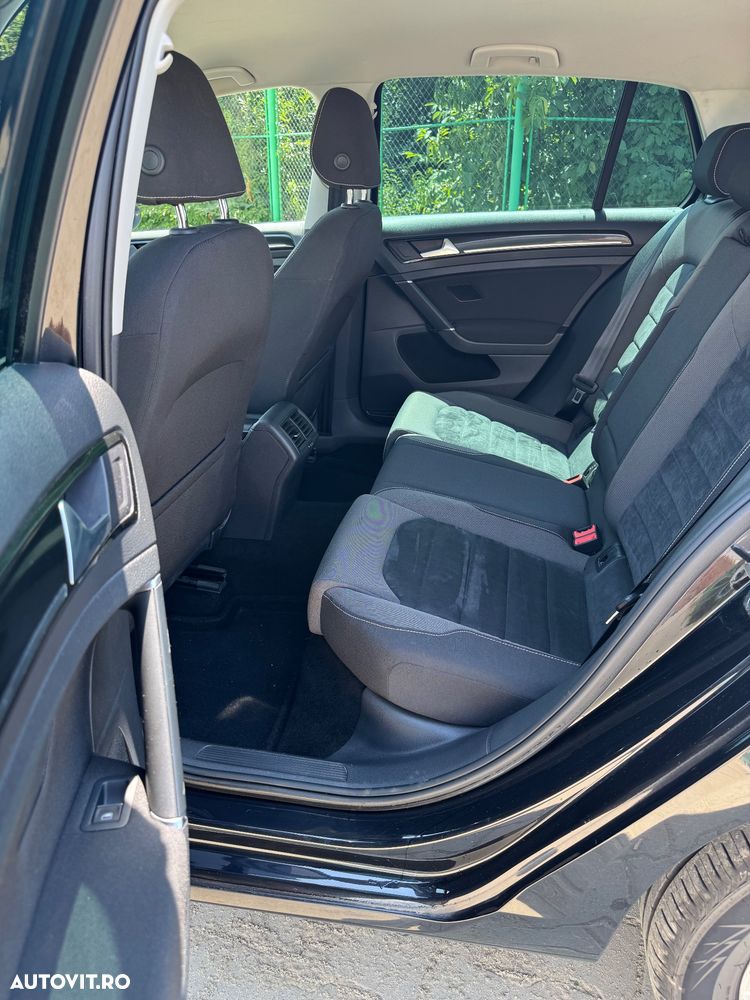 Volkswagen Golf 1.6 TDI DPF Highline - 6