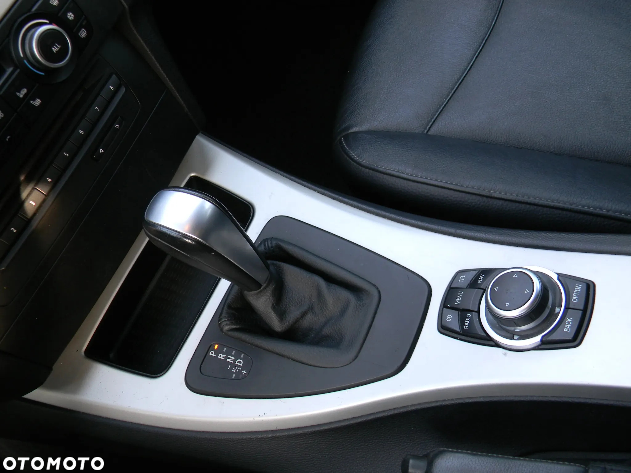 BMW Seria 3 325d DPF Touring Edition Exclusive - 7