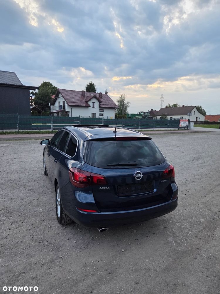 Opel Astra 1.6 Turbo Sport - 10
