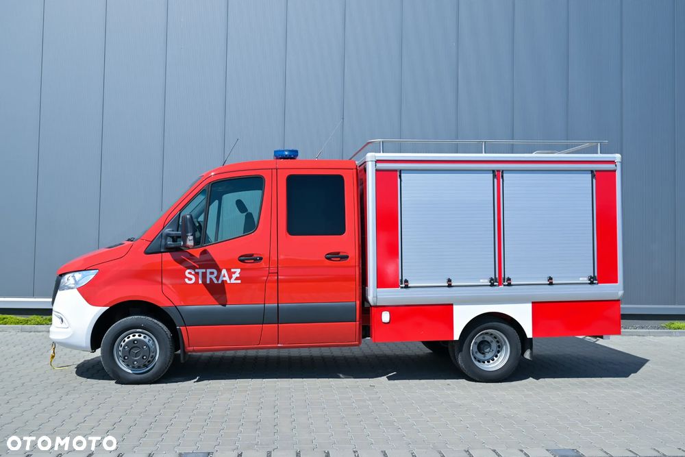 Mercedes-Benz Sprinter - 4