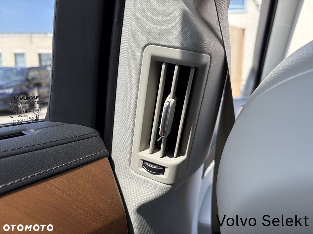 Volvo XC 90 - 21