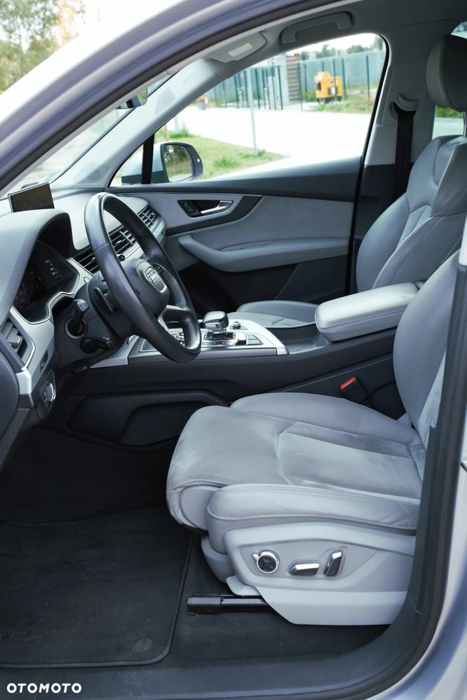Audi Q7 3.0 TDI ultra Quattro Tiptronic - 10