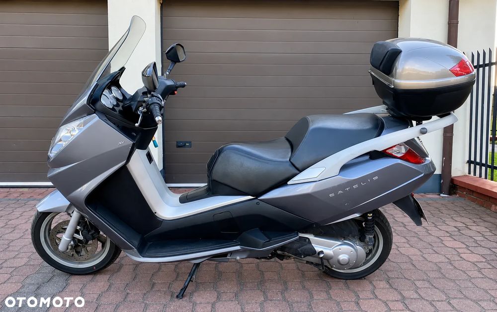 Peugeot Satelis - 2