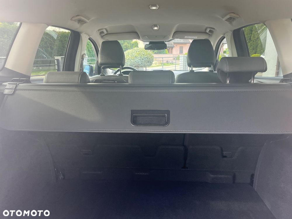 Ford Kuga - 17