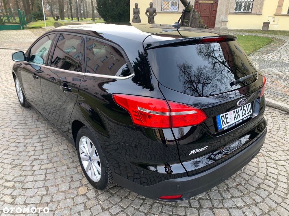 Ford Focus 2.0 TDCi Titanium ASS - 4