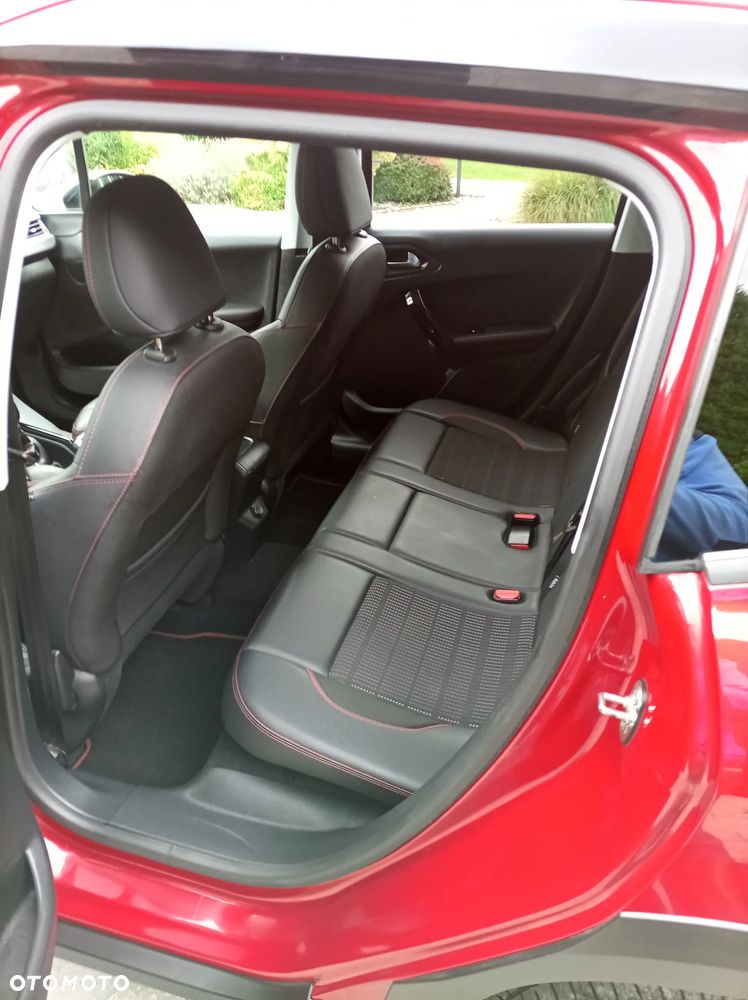 Peugeot 2008 PureTech 110 Stop&Start GT-Line Edition - 7