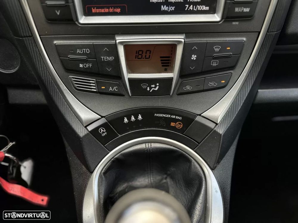 Toyota Verso-S 1.33 VVT-i Exclusive+Navi - 23