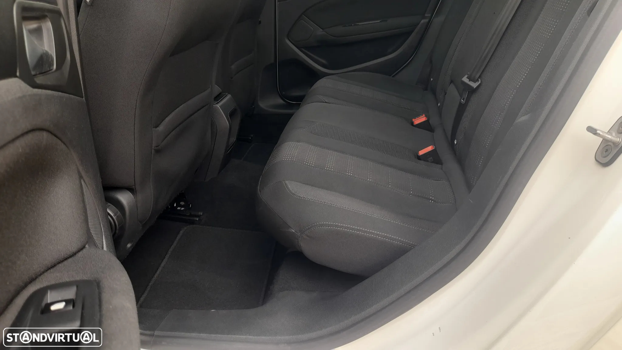 Peugeot 308 SW BlueHDi 120 Stop & Start Style - 33