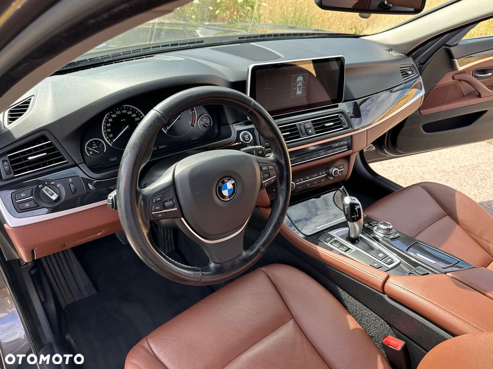 BMW Seria 5 - 24