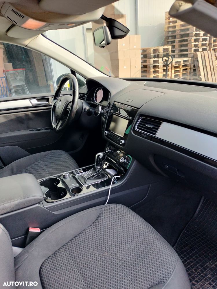 Volkswagen Touareg 3.0 V6 TDI BMT - 8