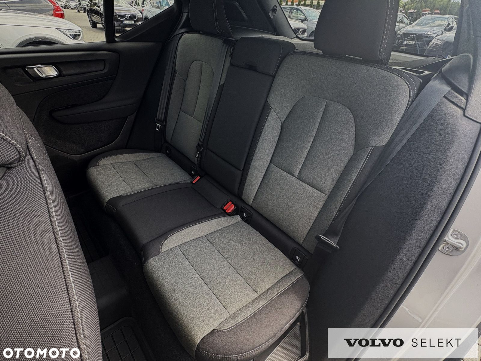Volvo XC 40 - 25