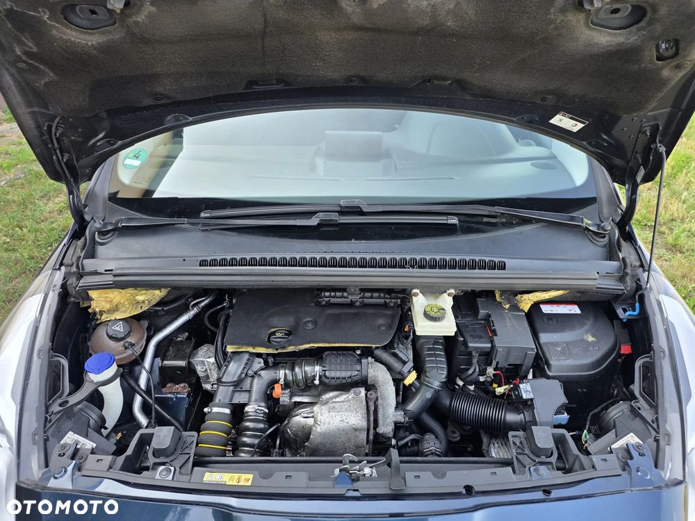 Peugeot 5008 1.6 BlueHDi Active 7os - 26
