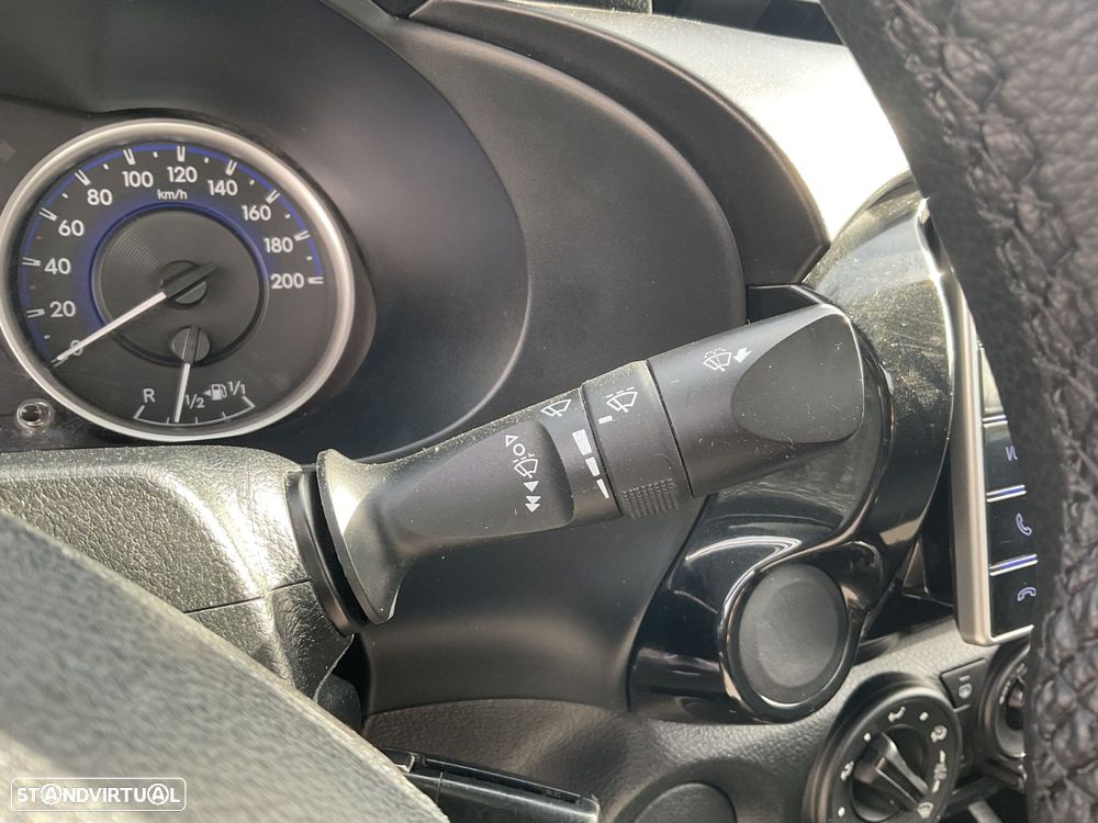 Toyota Hilux 2.4 D-4D 2WD CE - 31