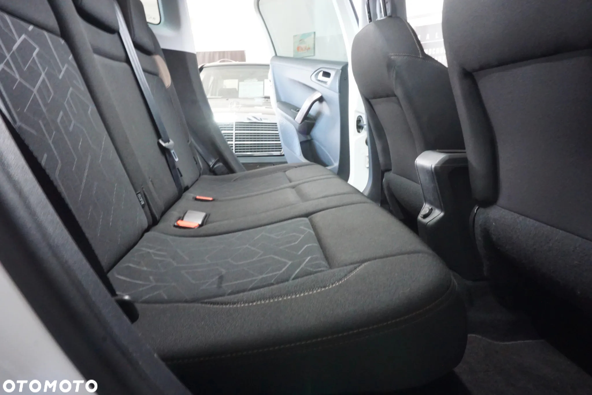 Peugeot 2008 82 e-VTI ETG5 Active - 17