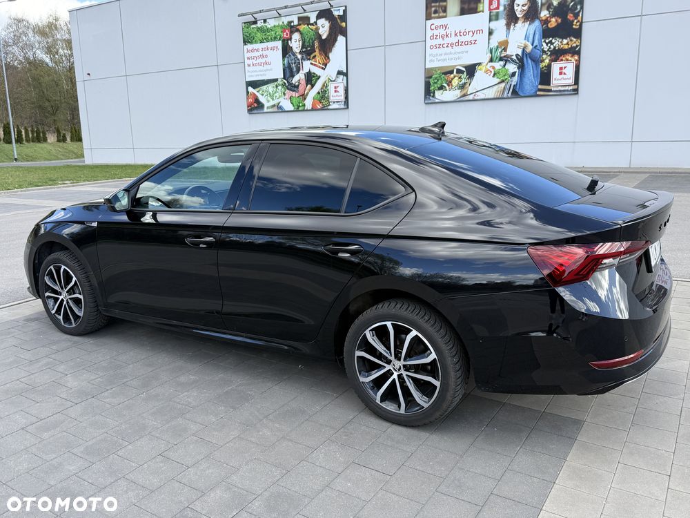 Skoda Octavia 2.0 TSI 4x4 Sportline DSG - 2