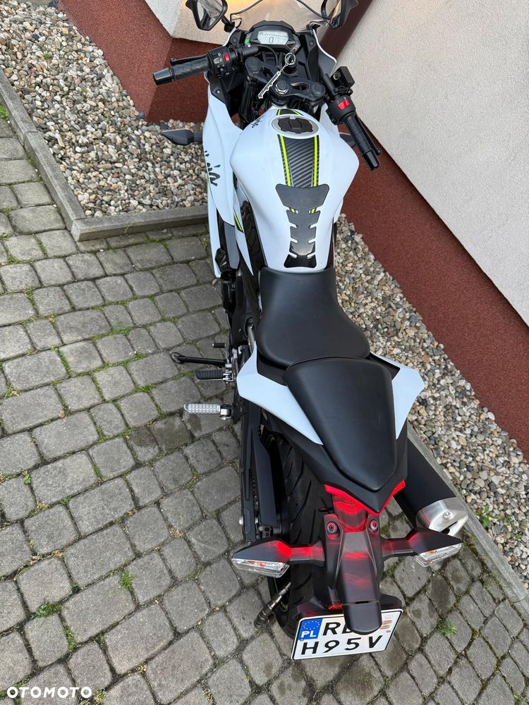 Kawasaki Ninja - 5