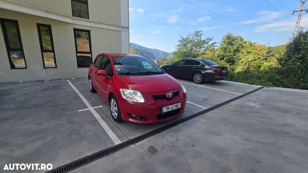 Toyota Auris 2.0 D-4D Luna - 2
