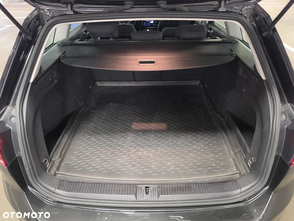 Volkswagen Passat 1.5 TSI EVO Business DSG - 21