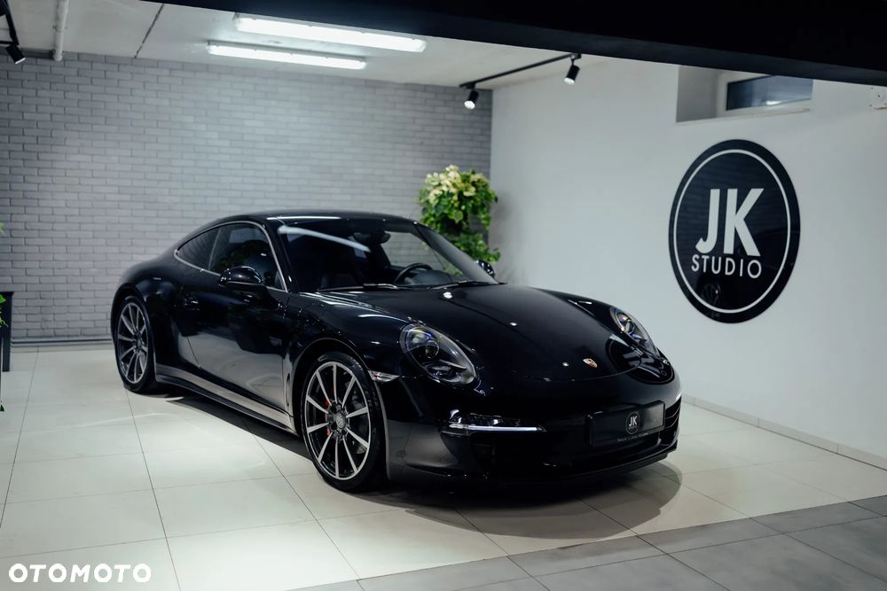 Porsche 911 Carrera 4S PDK - 1