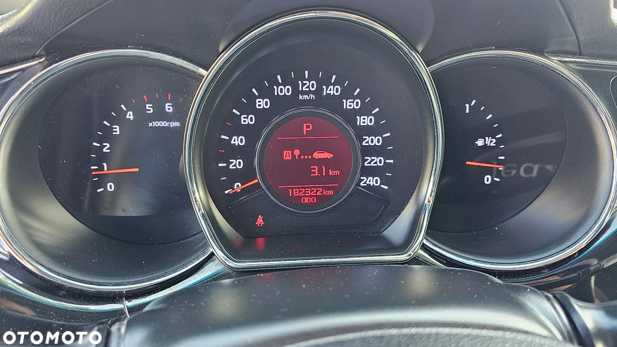 Kia Ceed SW 1.6 CRDi DCT Platinum Edition - 22