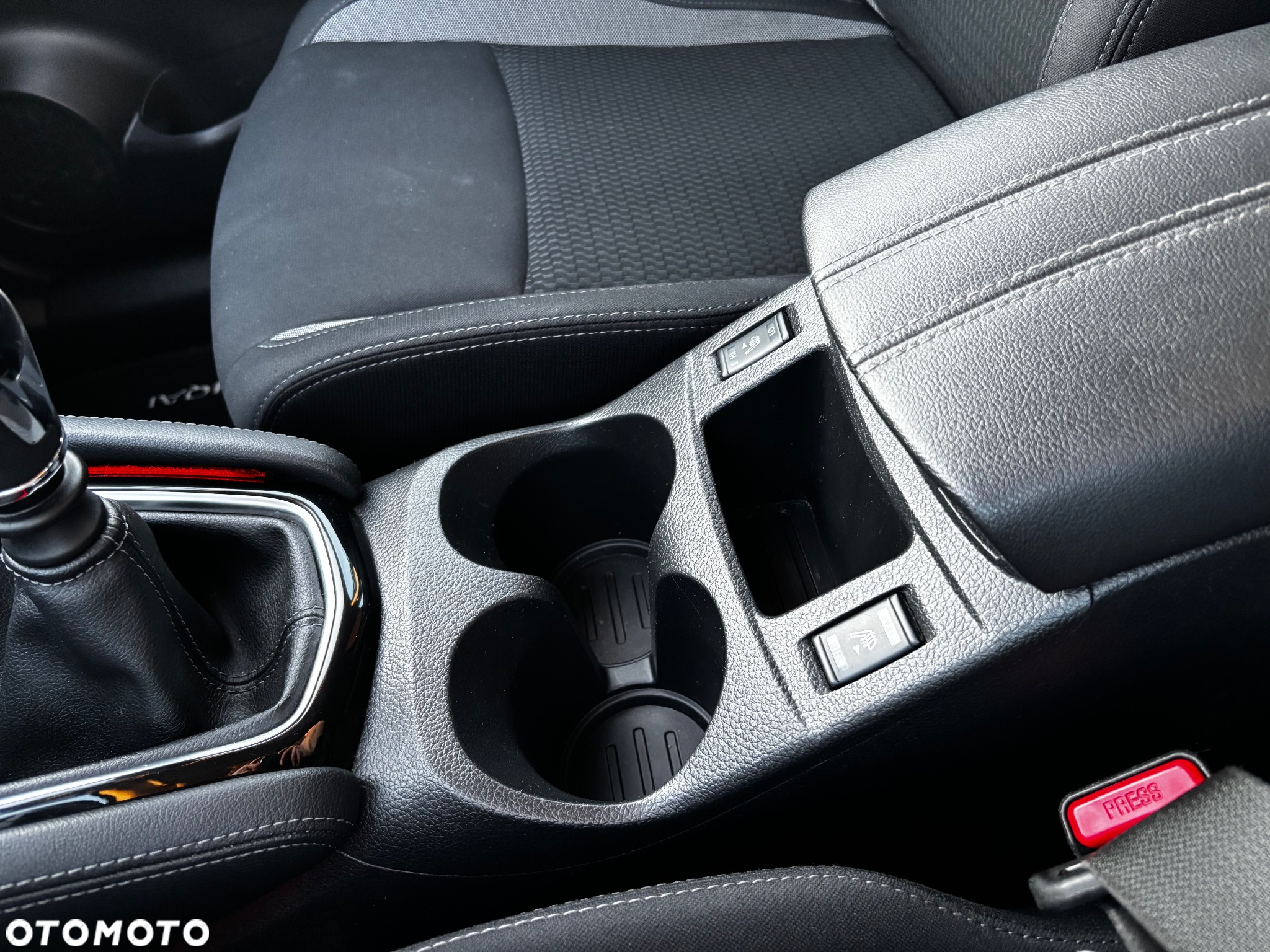 Nissan Qashqai - 16