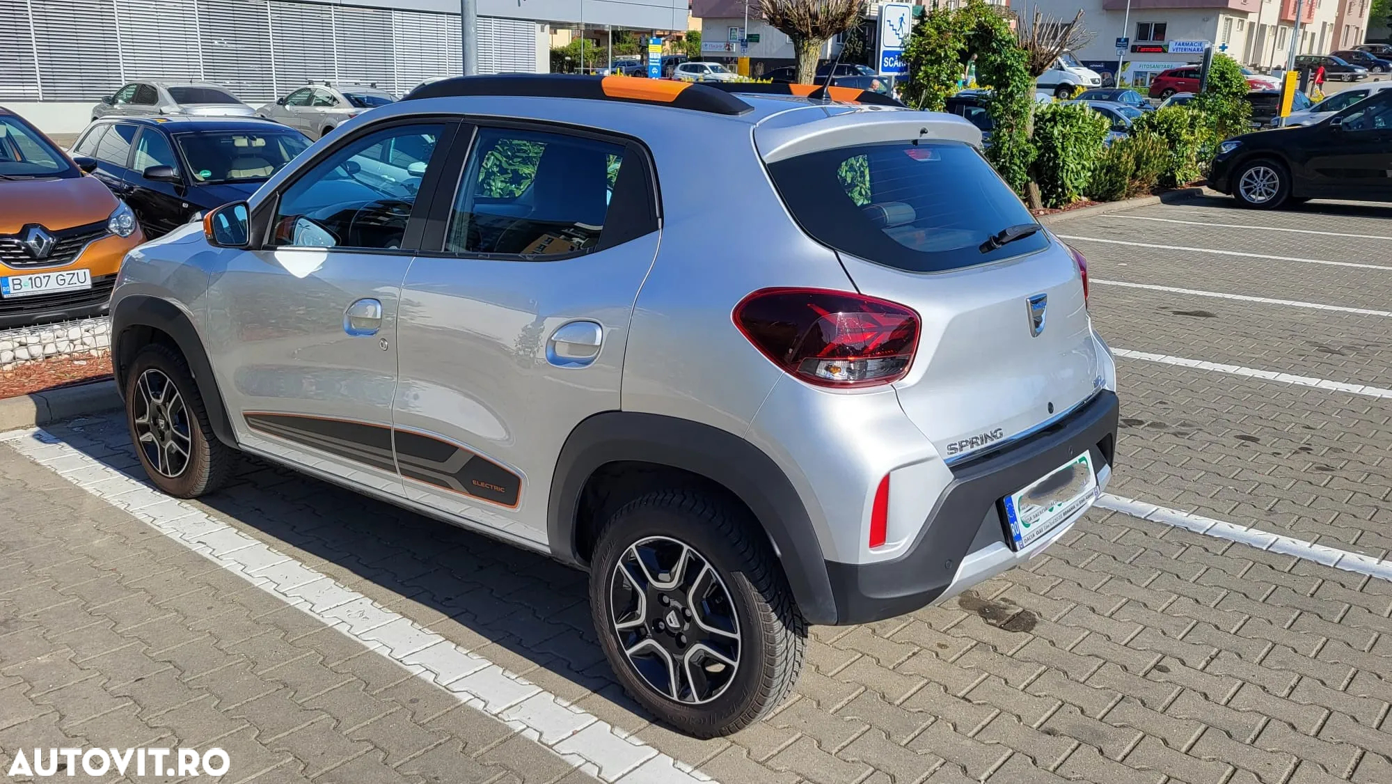 Dacia Spring Expression - 9