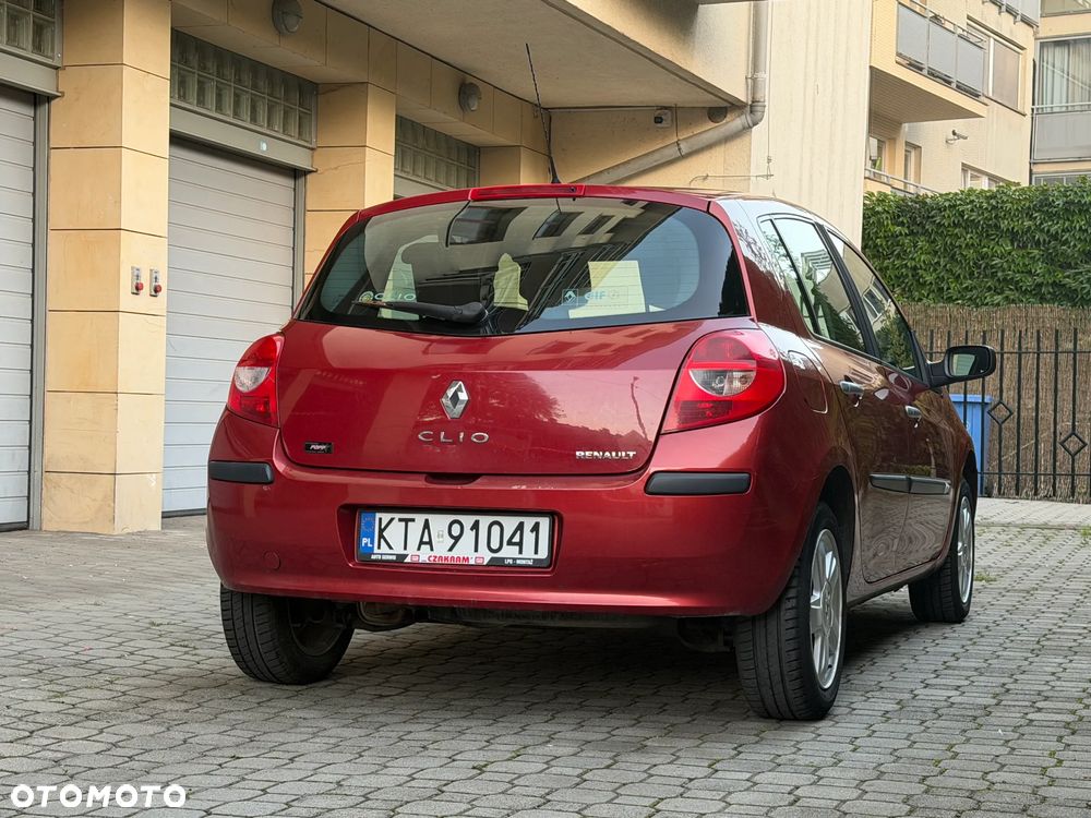 Renault Clio 1.2 16V Expression - 4