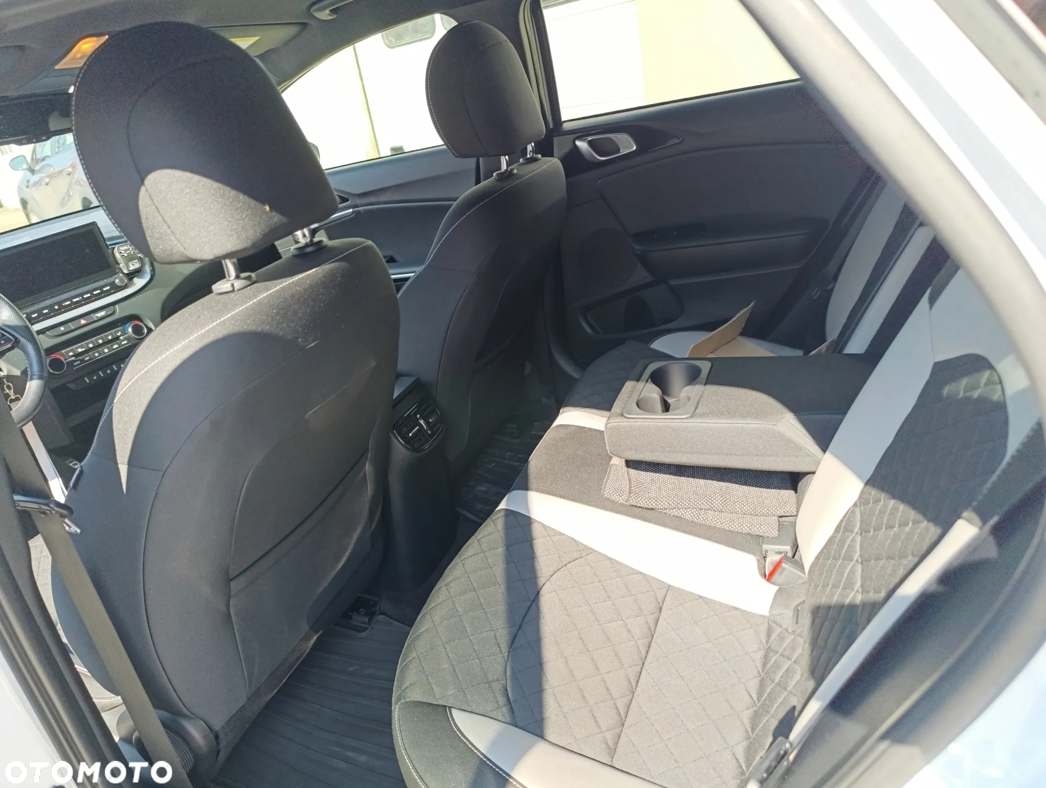 Kia ProCeed 1.5 T-GDI DCT7 OPF GT LINE - 15