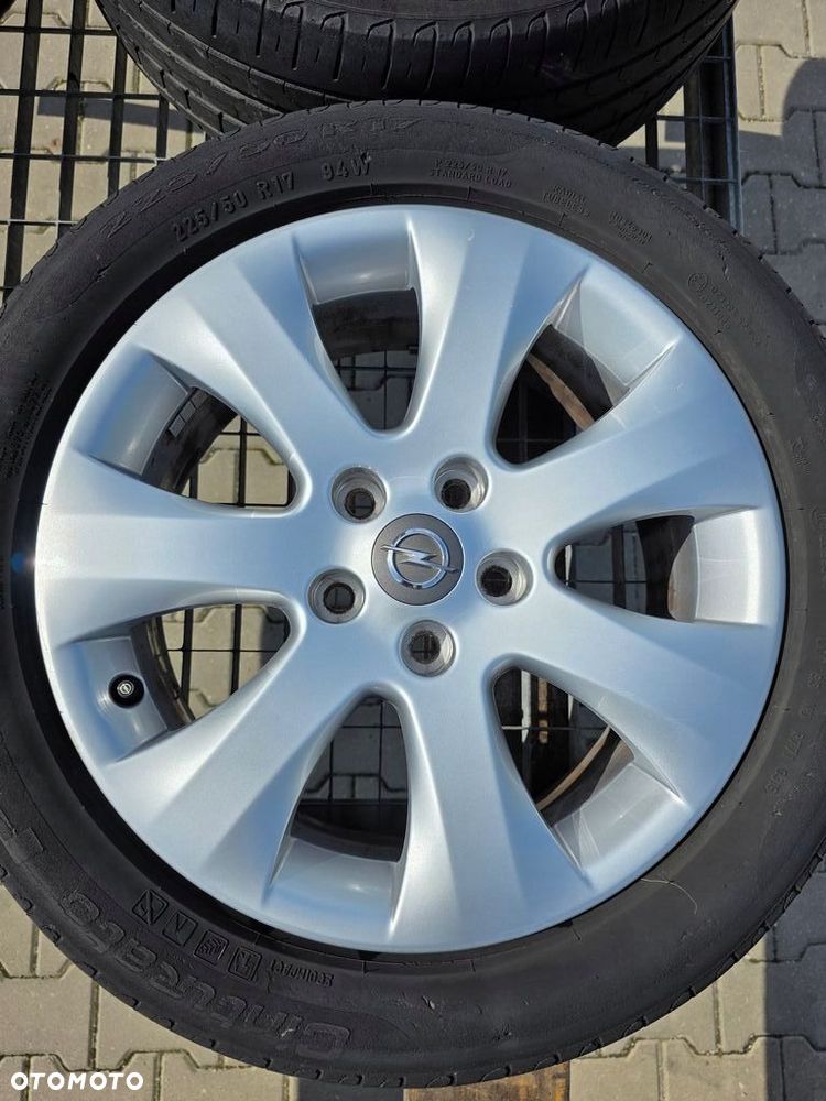 OPEL ASTRA J IV 4 ZAFIRA C INSIGNIA B FELGI ALUMINIOWE R17 5X115 ET44 - 2