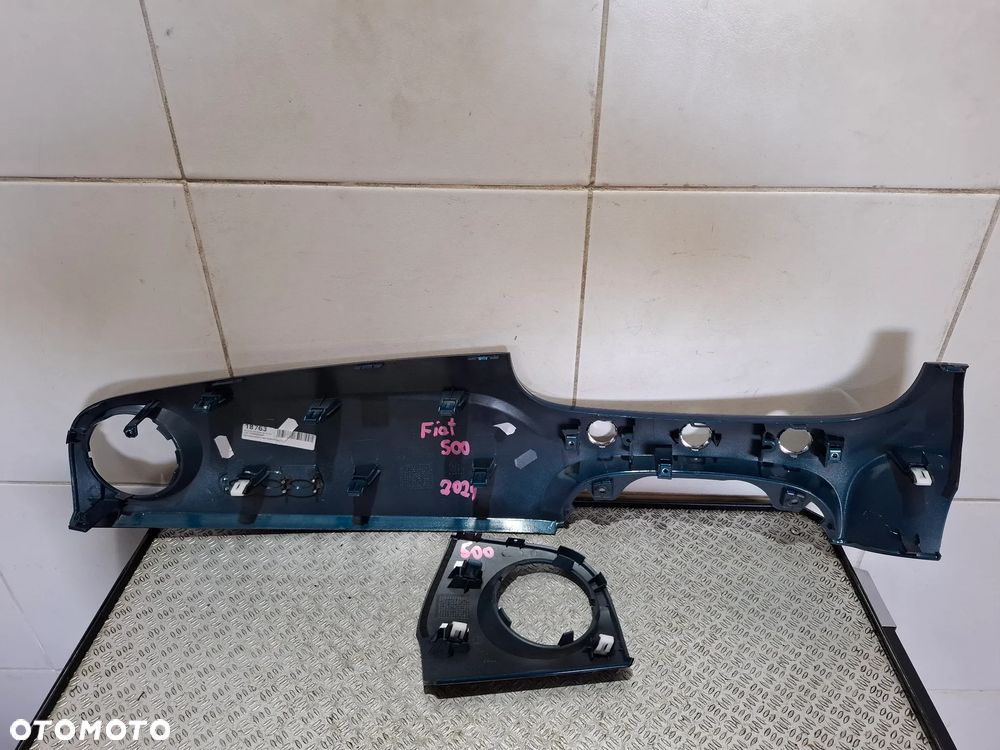 Komplet listwa dekor ozdoba Fiat 500 2024 rok kolor 687/B nr 735619848 , 735627501 - 5