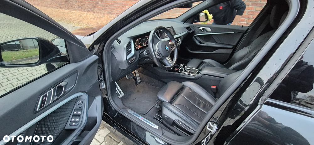 BMW Seria 1 - 22