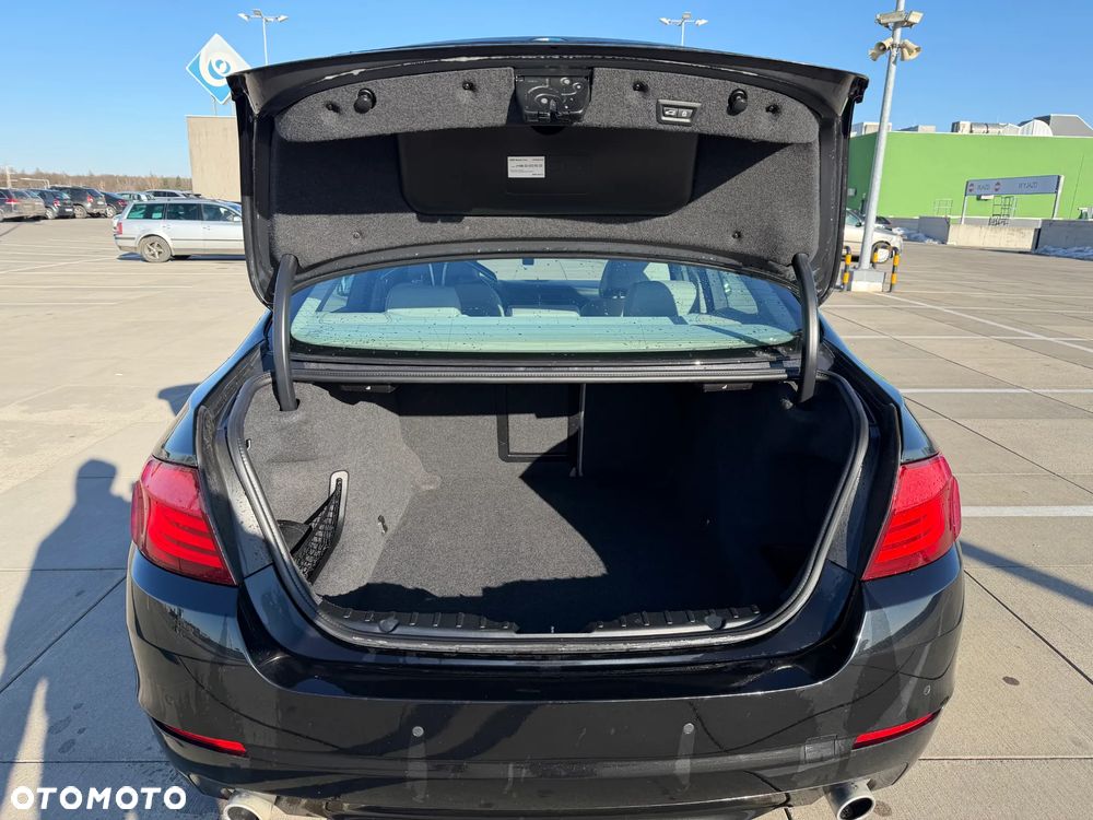 BMW Seria 5 535d xDrive - 21