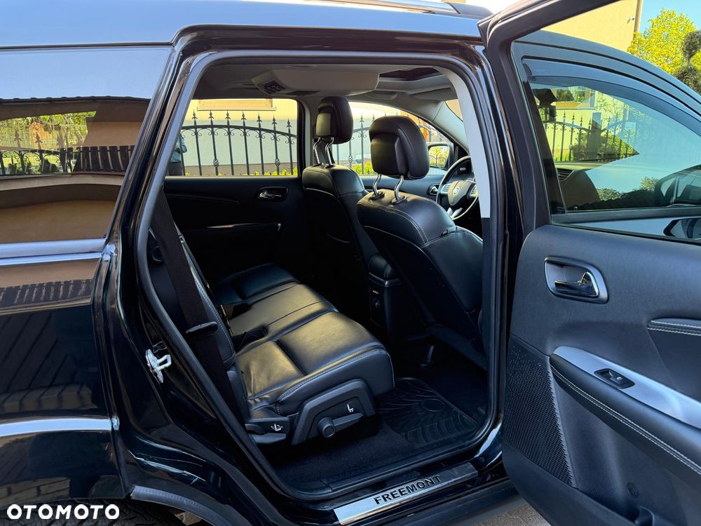 Fiat Freemont 2.4 16V VVT Automatik Lounge - 11