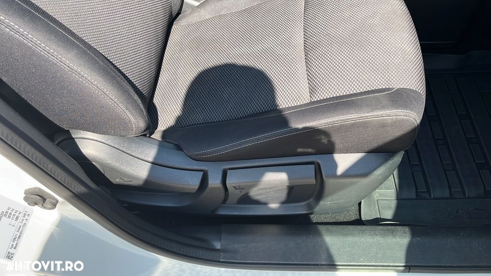 Nissan Qashqai 1.6 DCI Start/Stop 4X4-i Acenta - 31