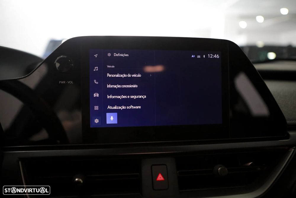 Lexus UX 250h F Sport - 41