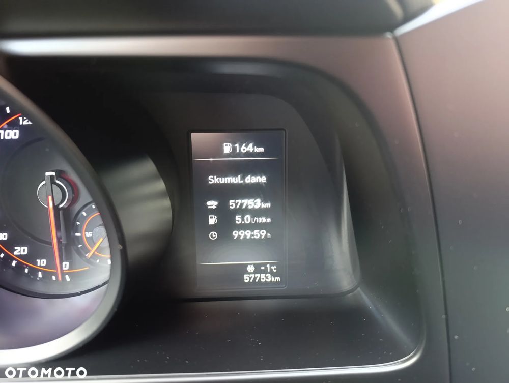 Hyundai Elantra 1.6 Modern - 27