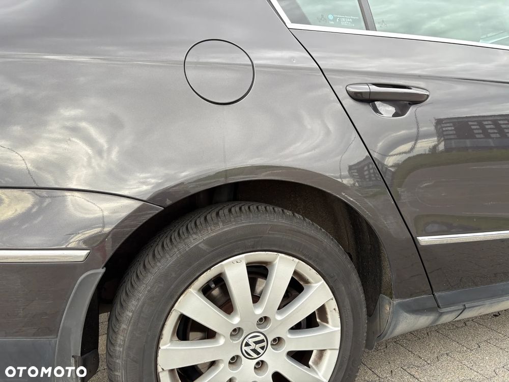 Volkswagen Passat 2.0 TDI DPF Comfortline - 25
