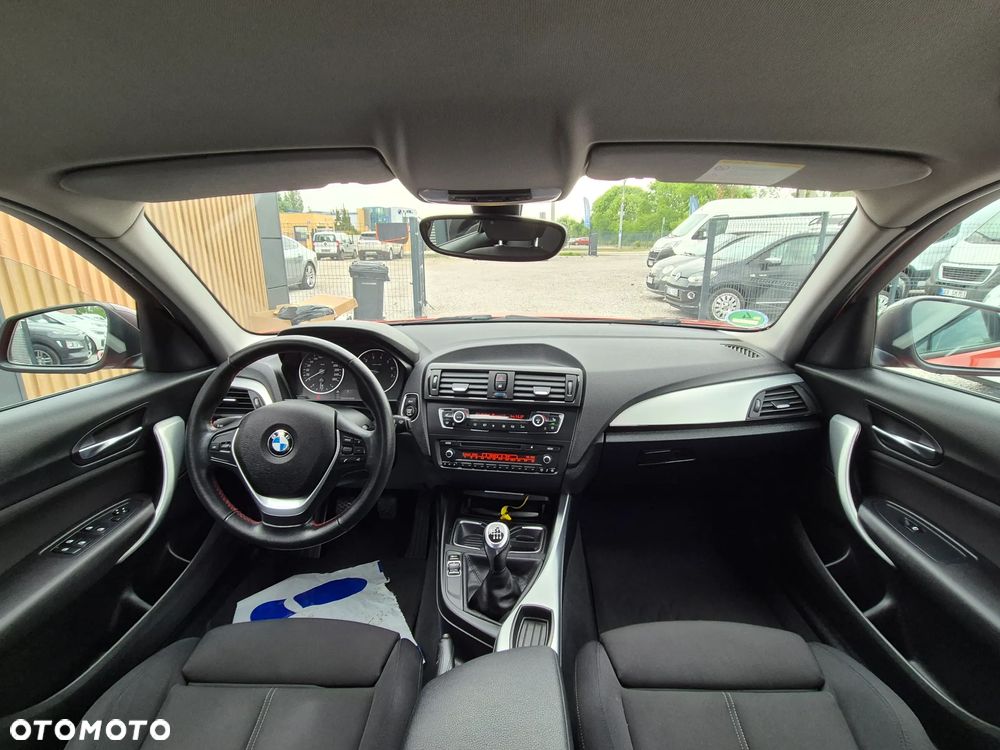 BMW Seria 1 116i Sport Line - 31