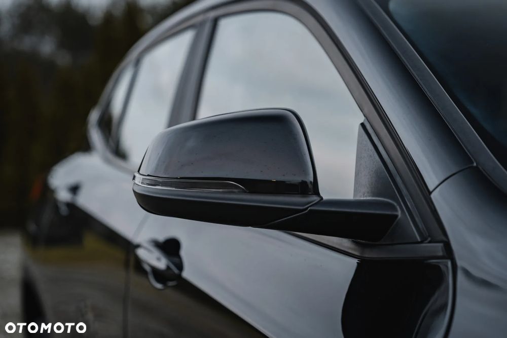 BMW X2 sDrive18i - 9