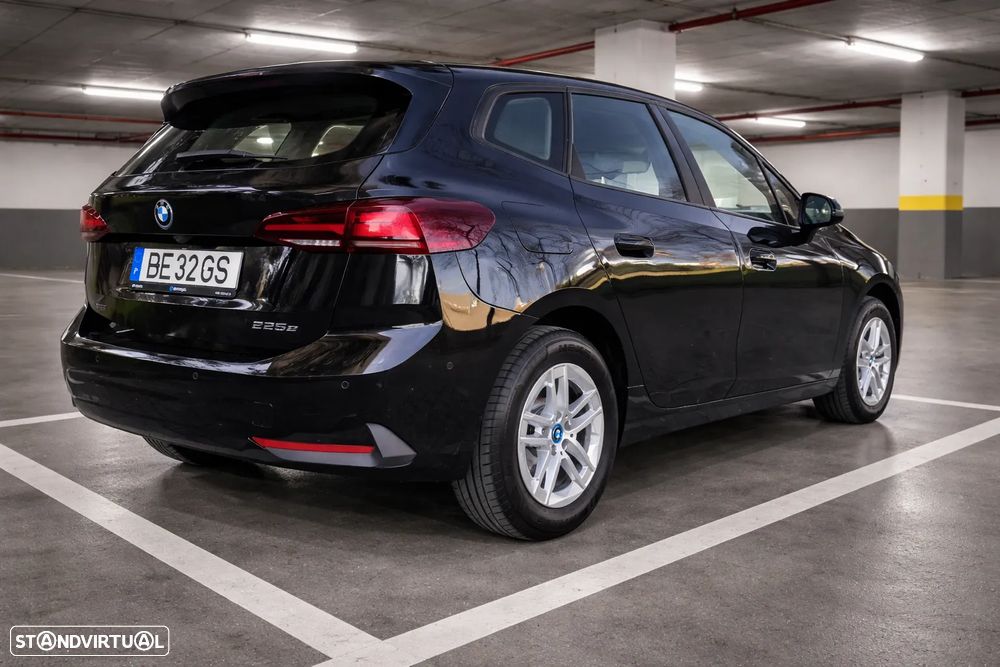 BMW 225xe Active Tourer - 2