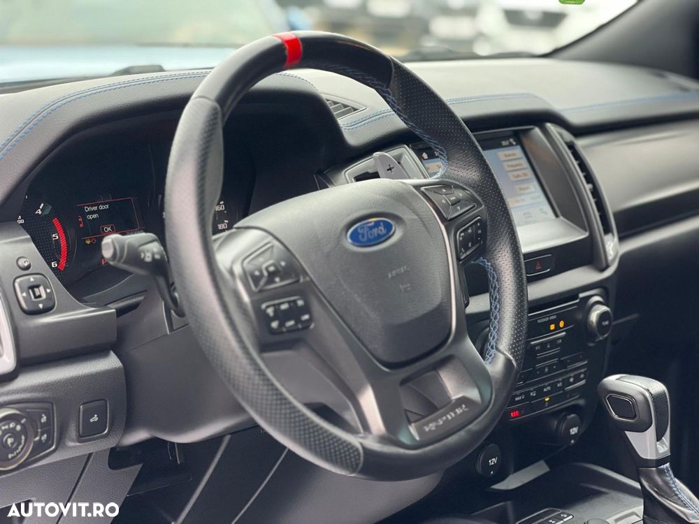 Ford Raptor - 15