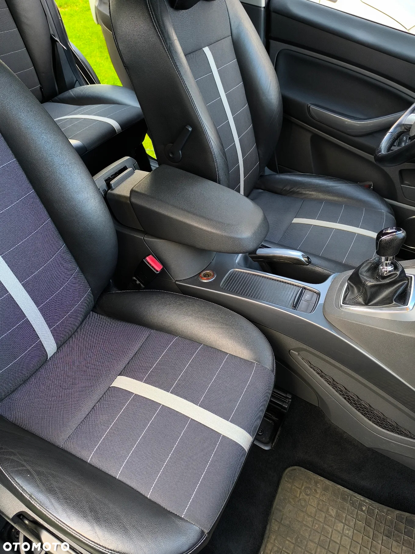 Ford Kuga 2.0 TDCi Titanium - 7