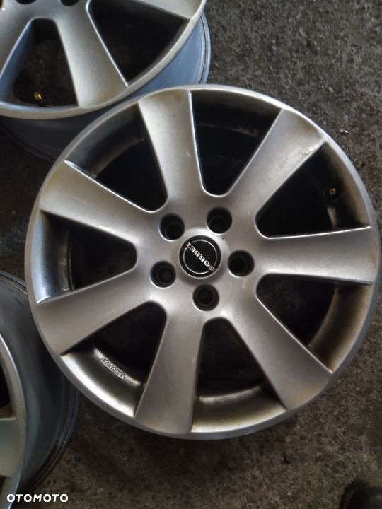Felgi audi Q5 BORBET 5x112 8jx17 ET35 - 2
