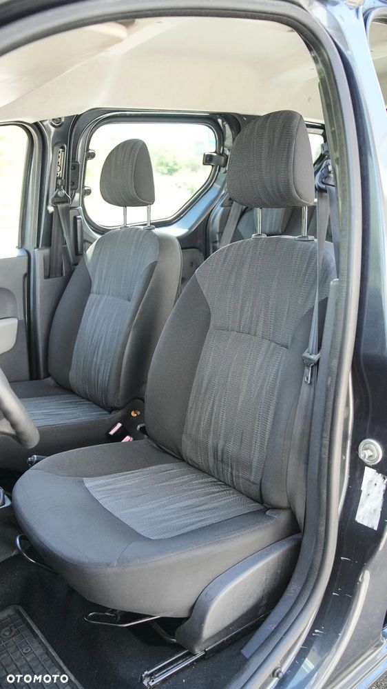 Dacia Dokker dCi 90 Laureate - 14